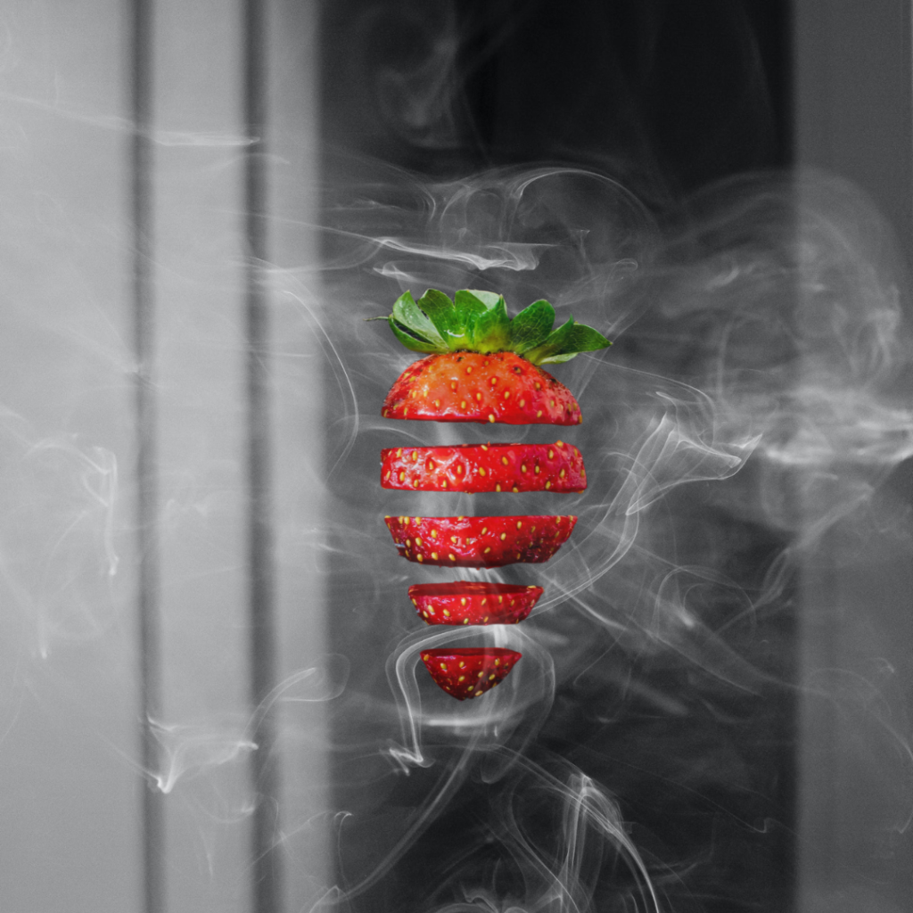 smoke n strawberry n cigarrettes